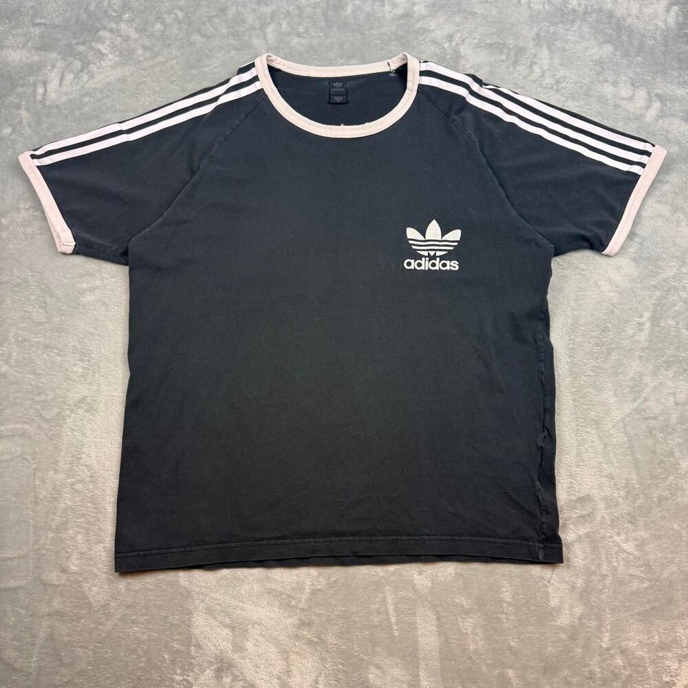 Adidas Men's Black and Grey T-shirt